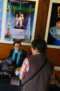 Passion Japon a constitué un moment privilégié pour rencontrer le public et présenter mon livre, Otaku Tōkyō isshūkan.